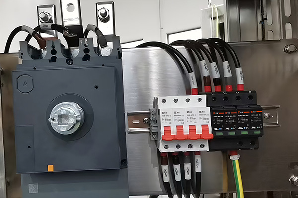 易造浪涌保护器