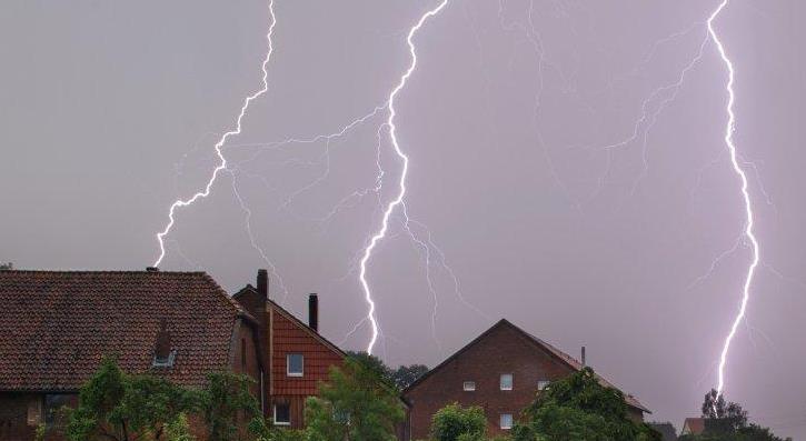 防雷设备的构造与运行-阀型避雷器-点击查看(连载6)【易造防雷】