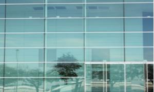 幕墙防雷规范——不了解还不进来看看【易造防雷】